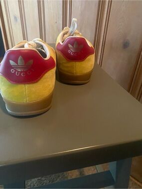 WOMEN GUCCI EXCLUSIVE AUTHENTIC SNEAKERS